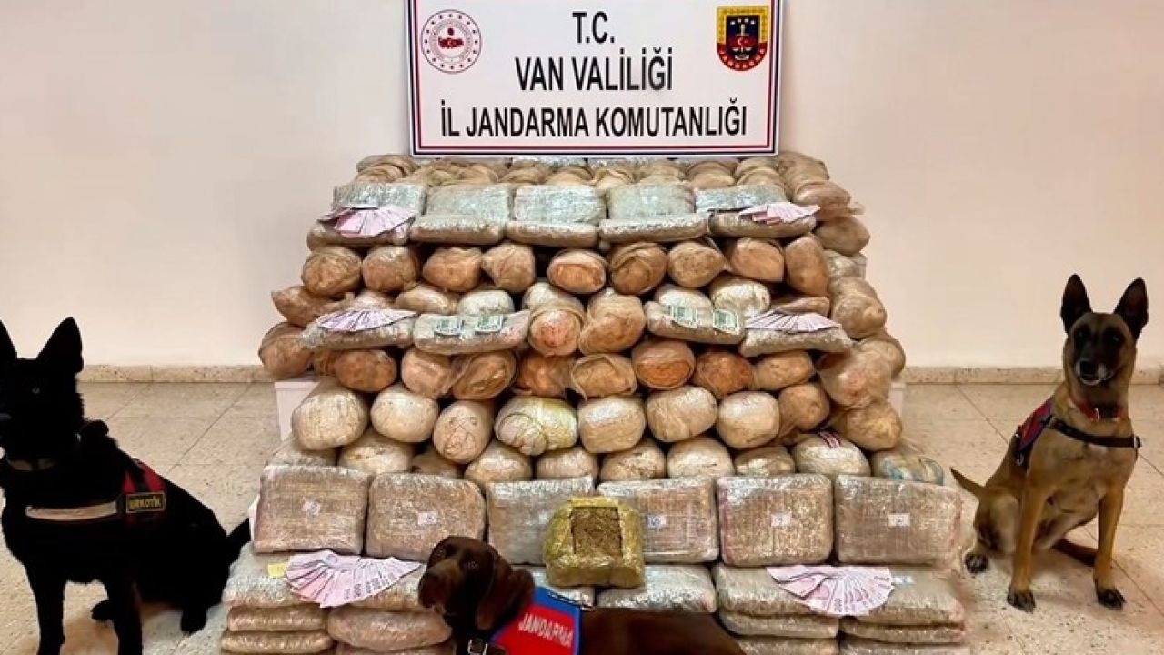 Van'da Narkotik Operasyonu: 333 Kilogram Skunk Ele Geçirildi