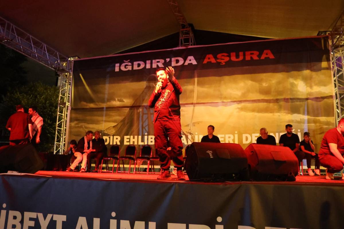 Iğdır'da Tasua Gecesi Merasimine Binlerce Kişi Katıldı