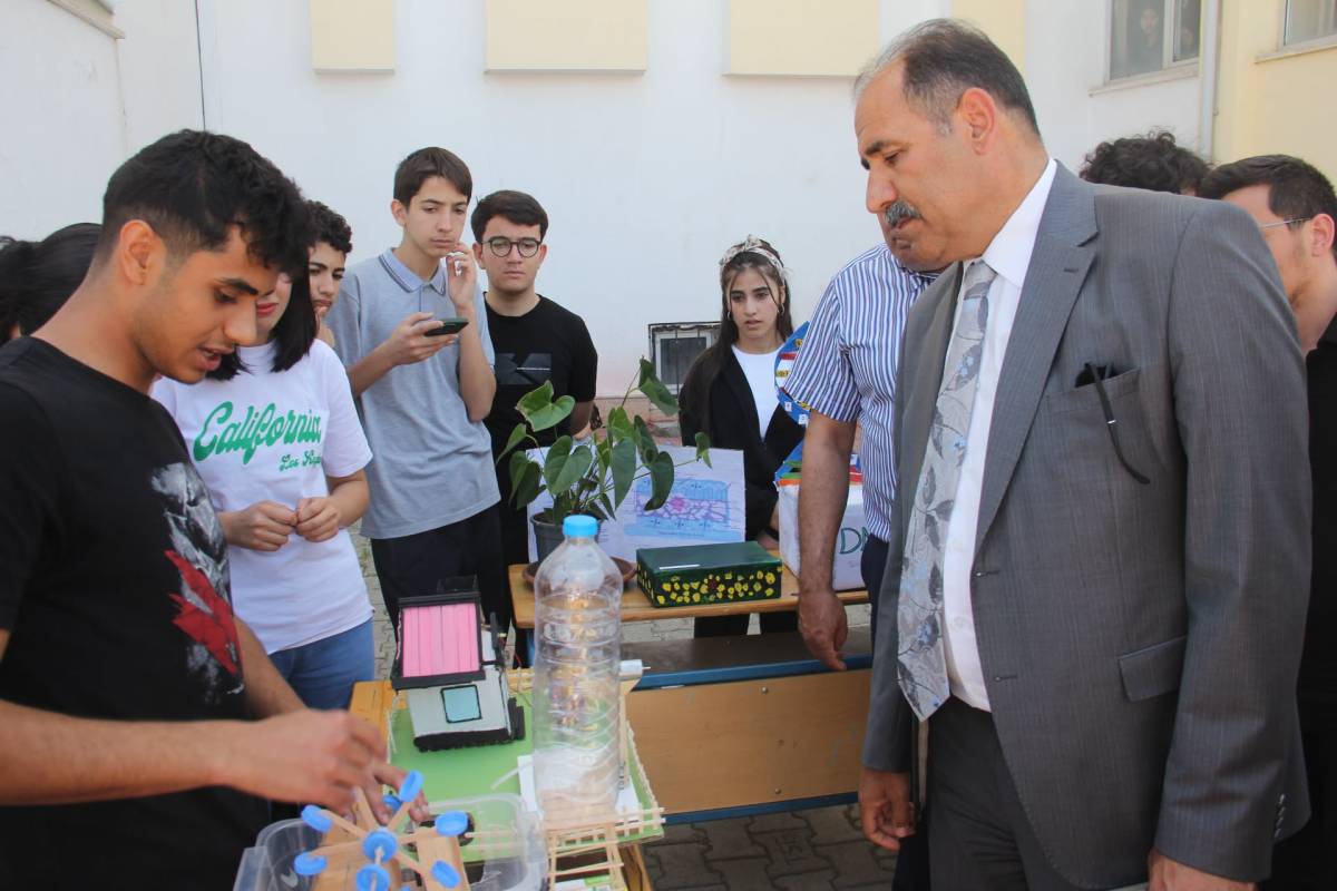 Haydar Aliyev Fen Lisesi'nde Bilim Şöleni! Öğrencilerin Projeleri Göz Doldurdu