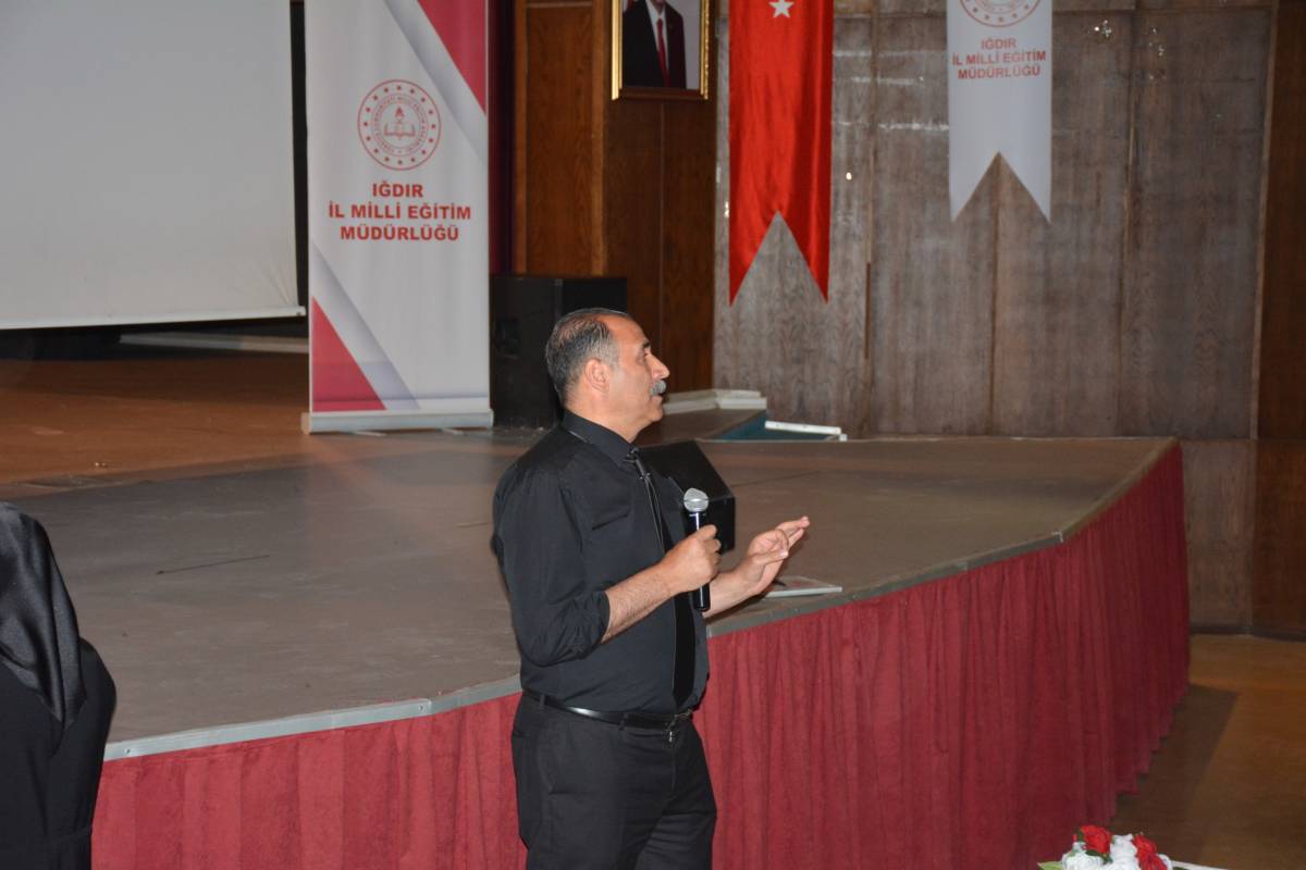 Iğdır’ın Başarı Töreni’nde 750 Öğrenci Ödüllendirildi