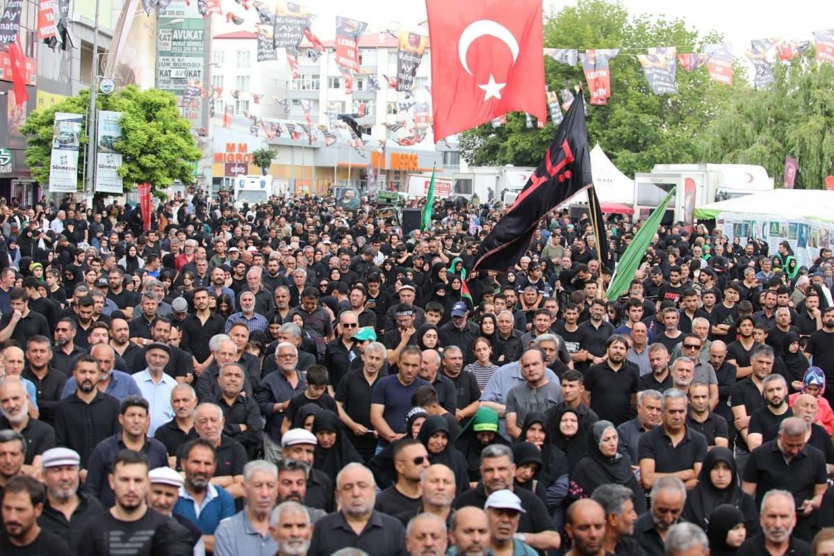 Iğdır’da 2 Aylık Büyük Yas Başladı: Cadde ve Sokaklar Siyahlara Büründü