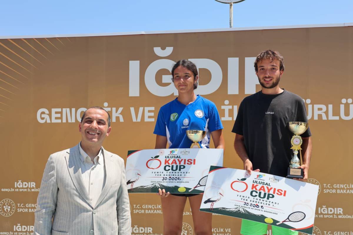 6. Ulusal Kayısı Cup Tenis Turnuvası Ödül Töreniyle Tamamlandı